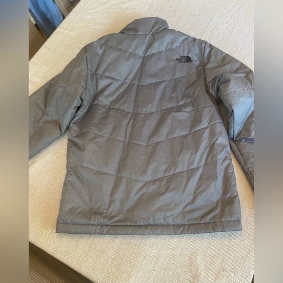 The North Face Junction Insulated jacket in gray - Picture 4 of 5